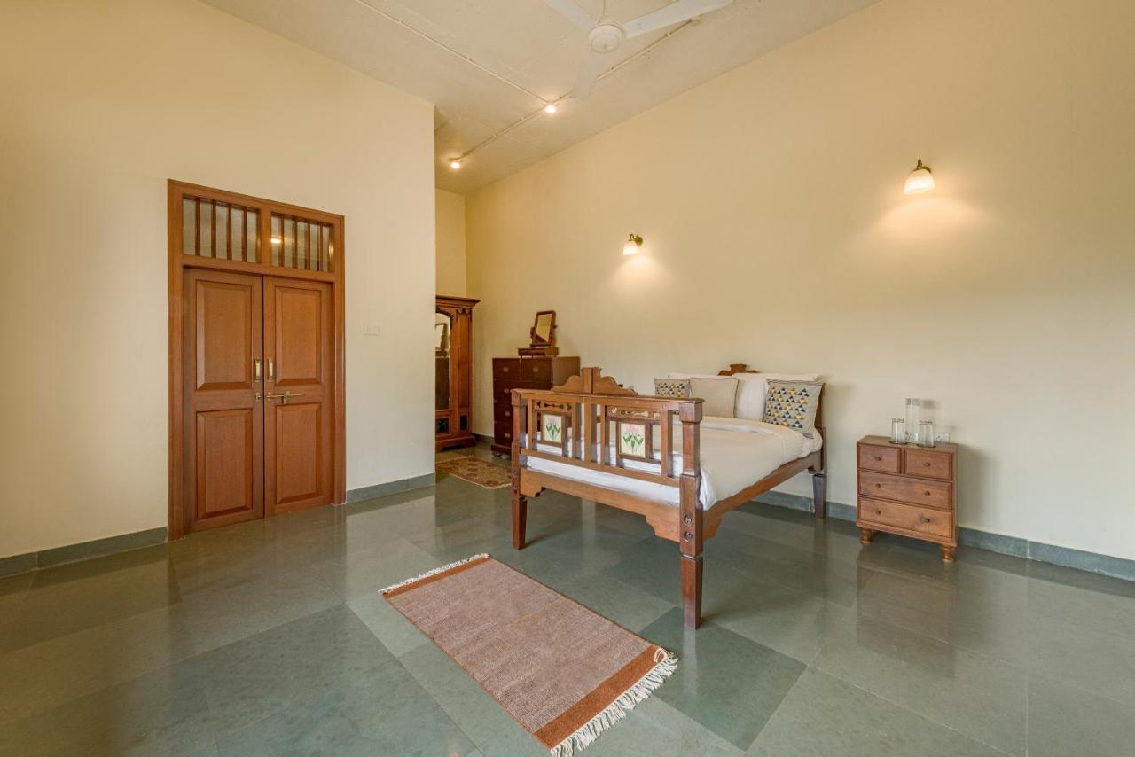Saffronstays Anantham, Kamshet - Pet-Friendly Lakefront Villa With A Huge Verandah Nethersole Dam Ngoại thất bức ảnh