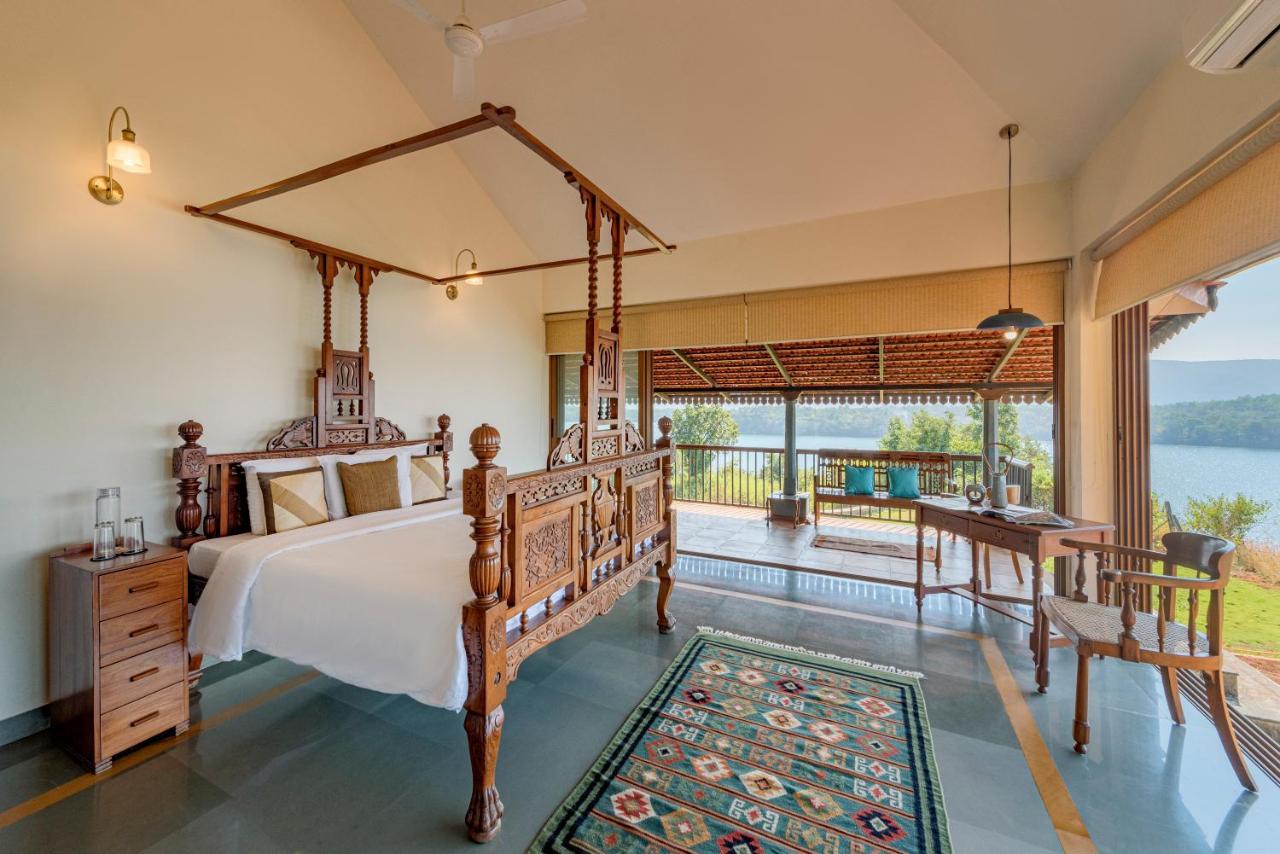 Saffronstays Anantham, Kamshet - Pet-Friendly Lakefront Villa With A Huge Verandah Nethersole Dam Ngoại thất bức ảnh