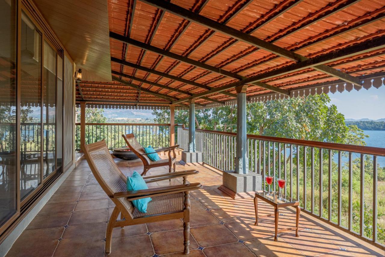 Saffronstays Anantham, Kamshet - Pet-Friendly Lakefront Villa With A Huge Verandah Nethersole Dam Ngoại thất bức ảnh